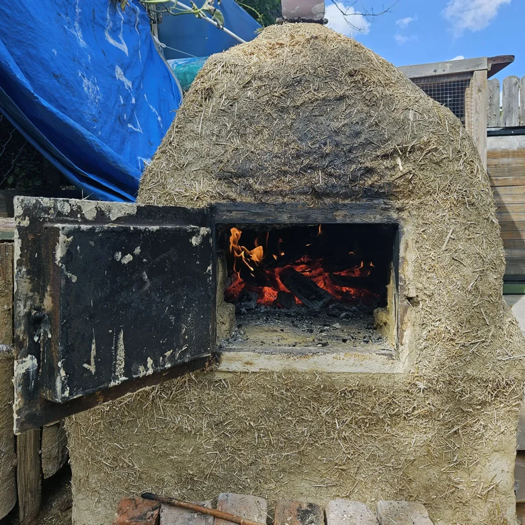 Blick in den brennenden Ofen
